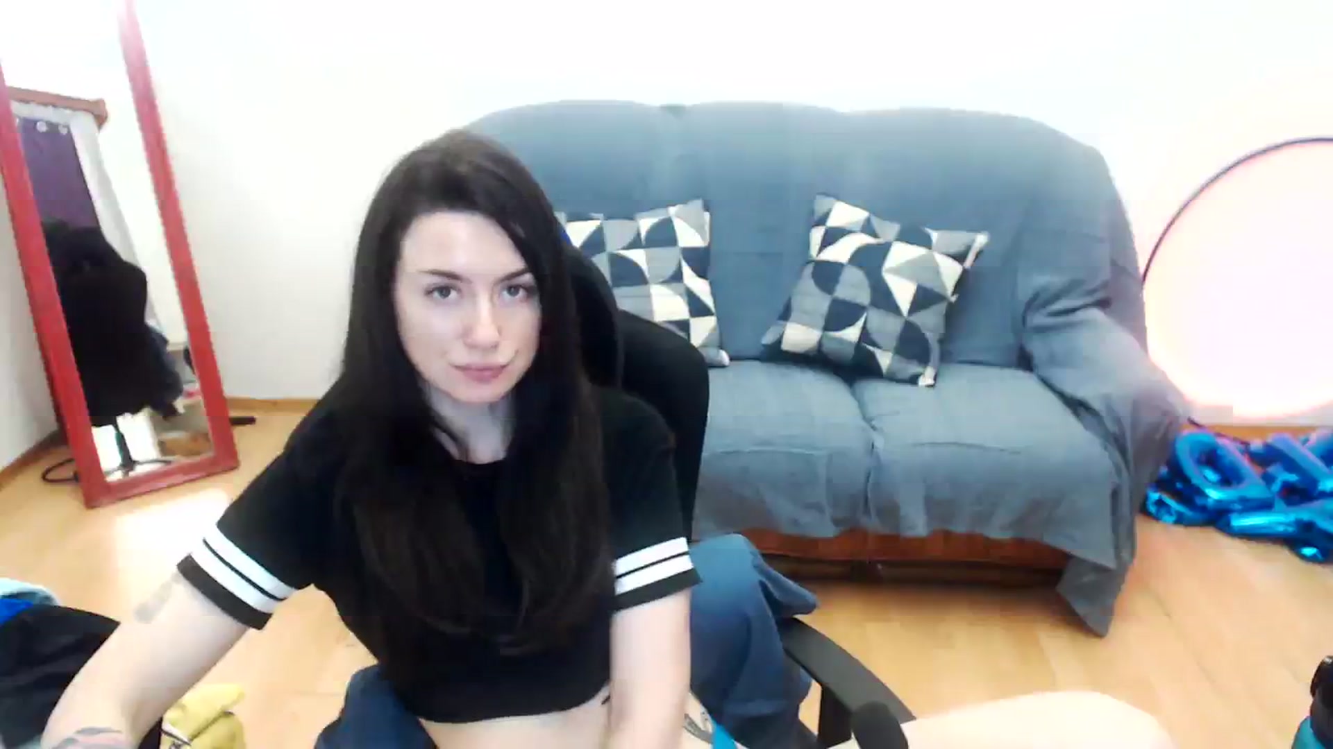 Gallery image thumbnail from Takemecloser's myfreecams stream on, 08/10/2023, 11:13 image 11 of 20