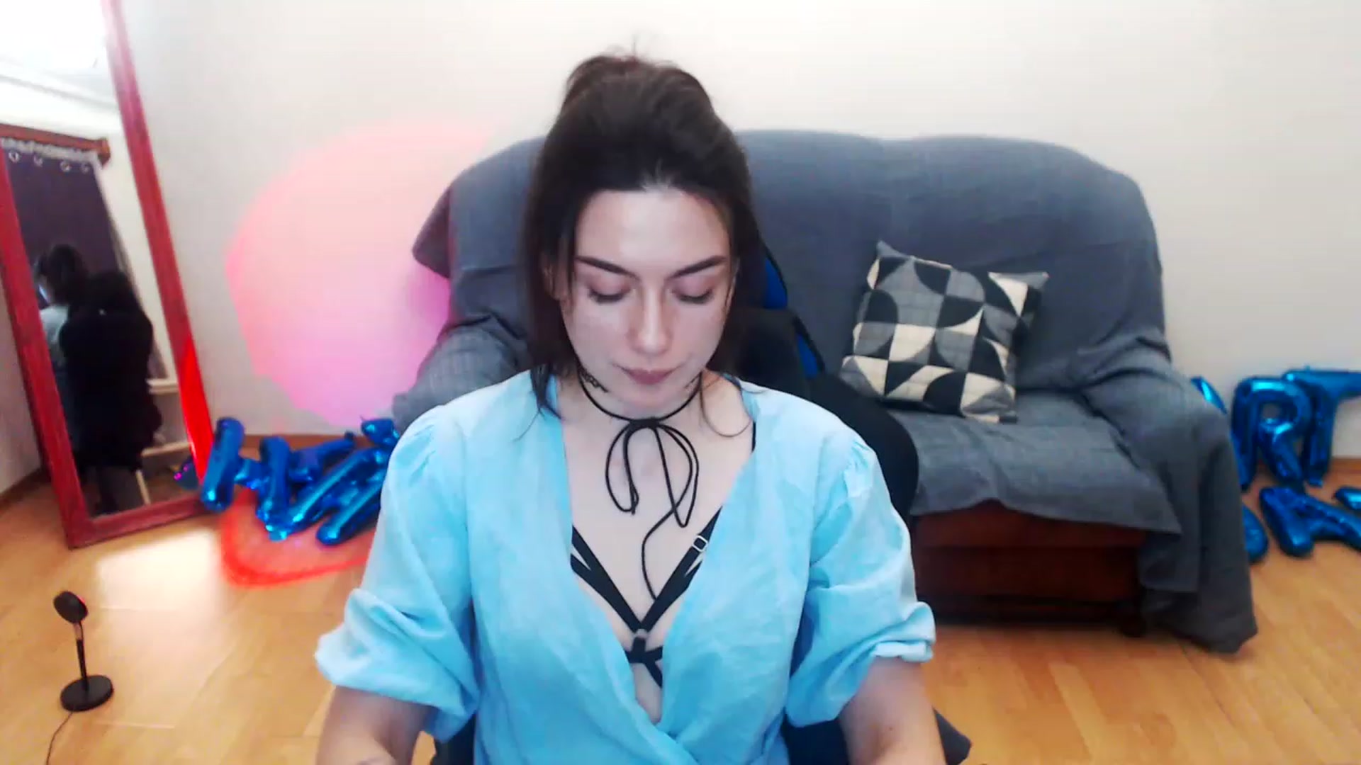 Gallery image thumbnail from Takemecloser's myfreecams stream on, 08/19/2023, 19:22 image 1 of 20