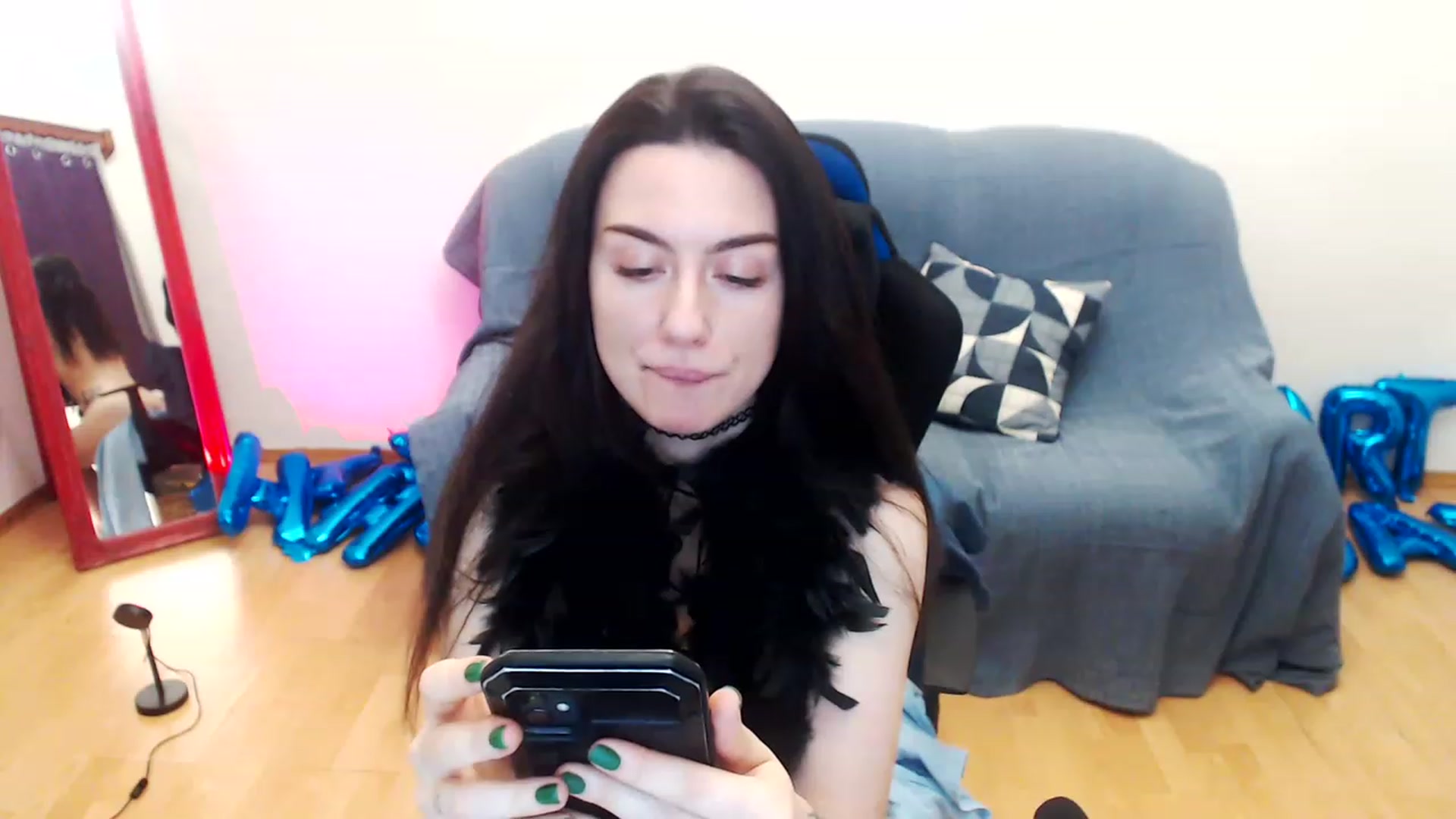 Gallery image thumbnail from Takemecloser's myfreecams stream on, 08/19/2023, 20:44 image 16 of 20