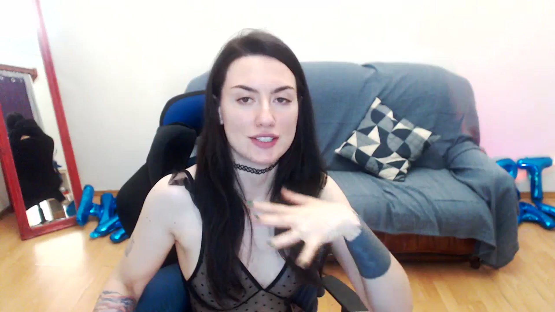 Gallery image thumbnail from Takemecloser's myfreecams stream on, 08/22/2023, 08:16 image 12 of 20