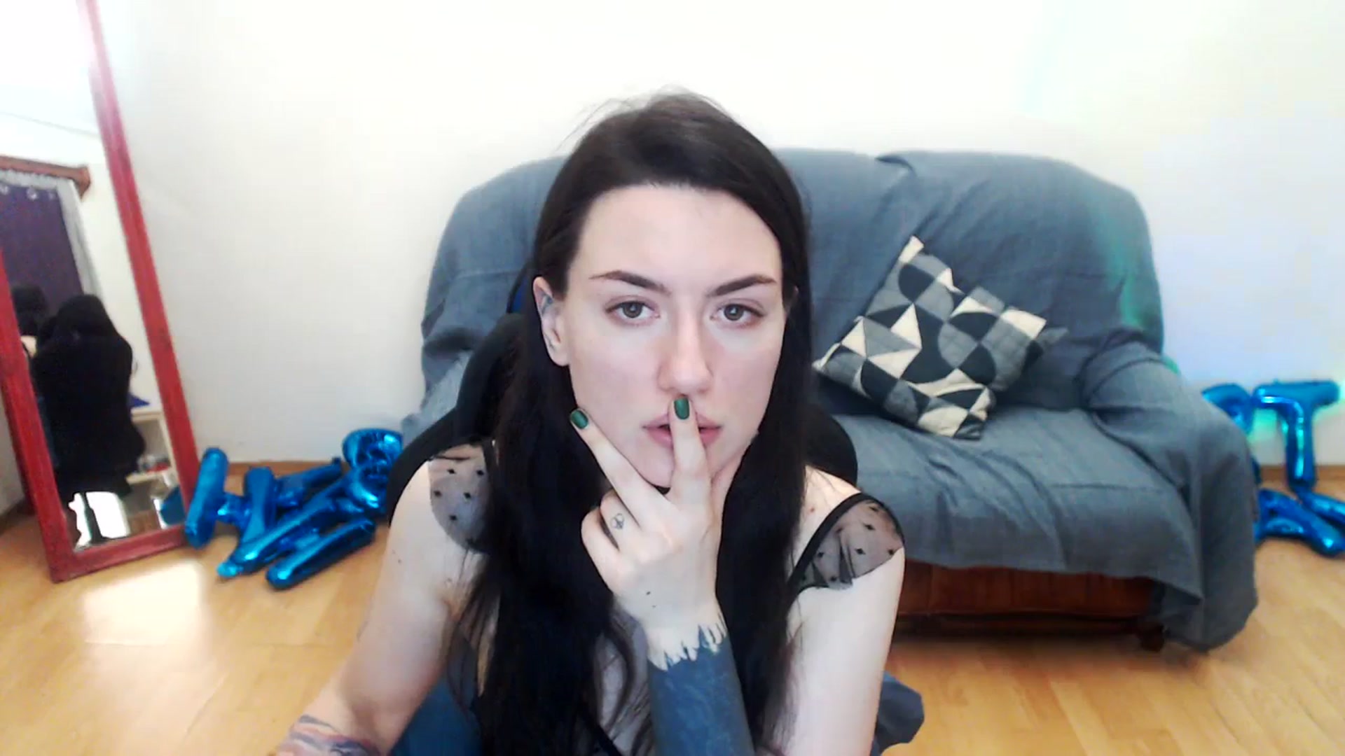 Gallery image thumbnail from Takemecloser's myfreecams stream on, 08/22/2023, 08:16 image 2 of 20