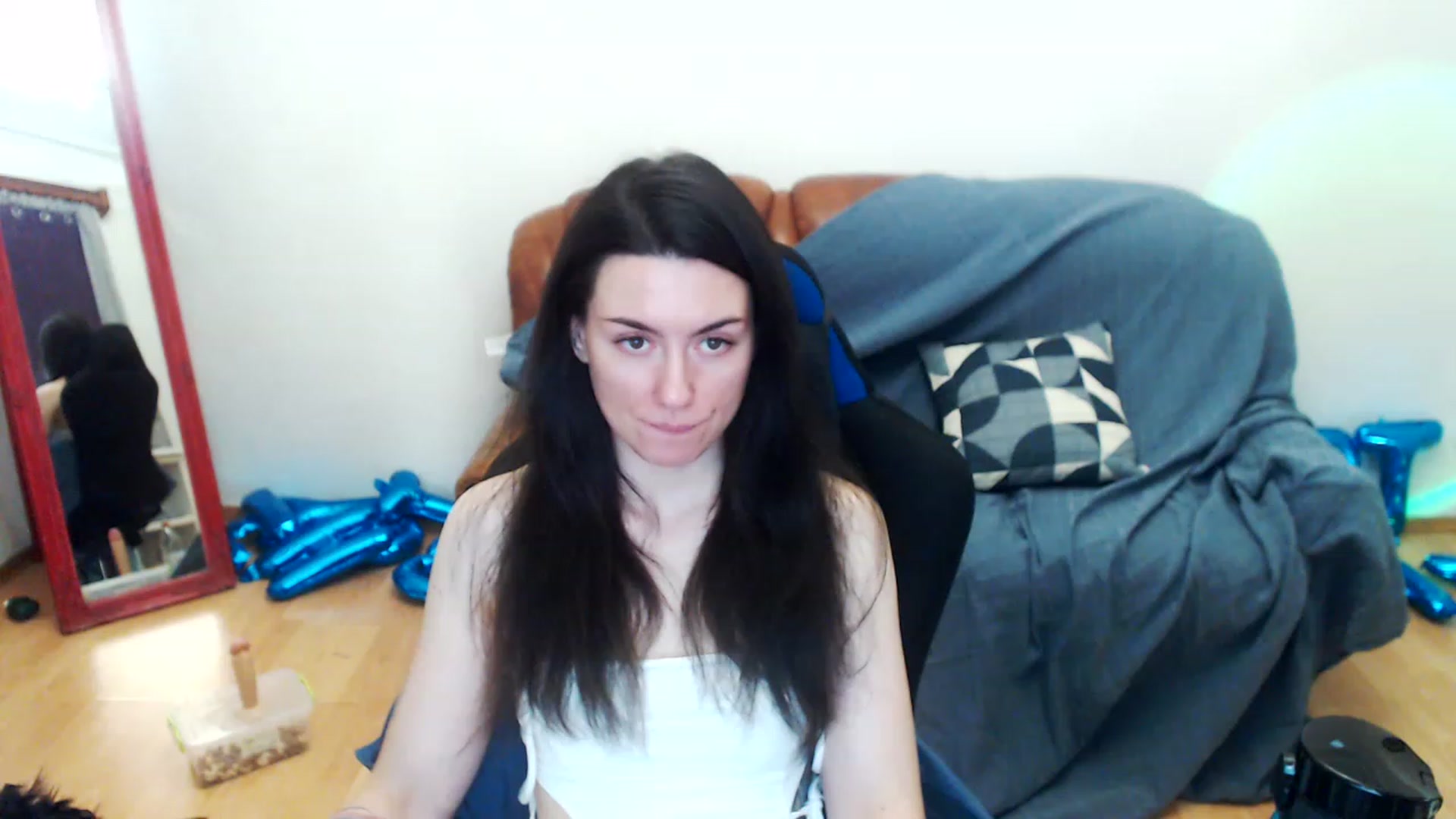 Gallery image thumbnail from Takemecloser's myfreecams stream on, 08/24/2023, 11:21 image 6 of 20