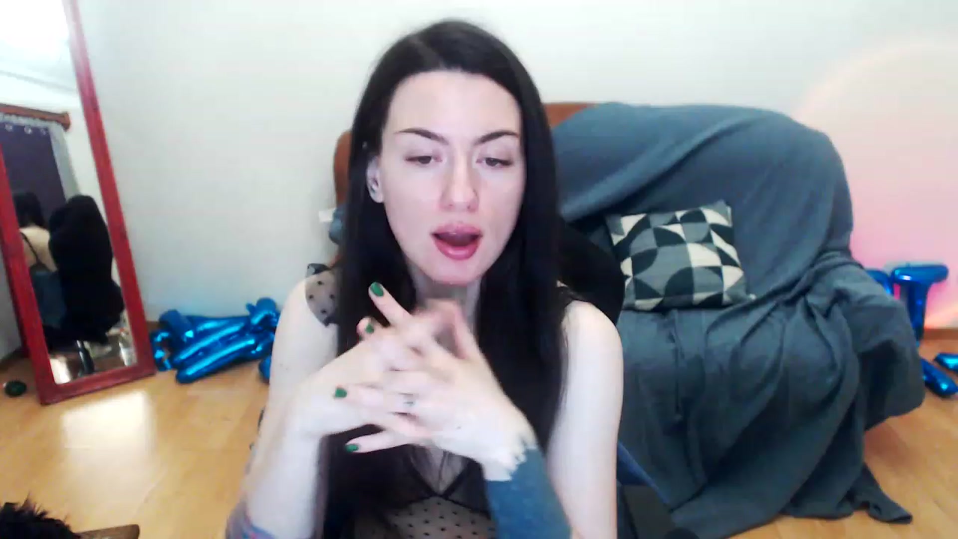 Gallery image thumbnail from Takemecloser's myfreecams stream on, 08/24/2023, 11:21 image 9 of 20