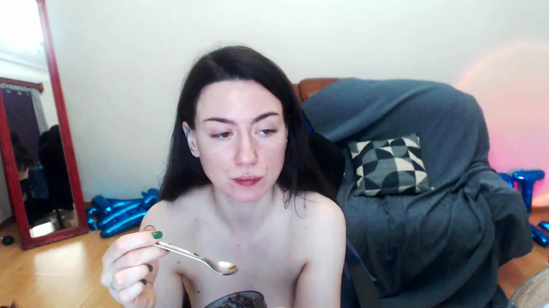 Gallery image thumbnail from Takemecloser's myfreecams stream on, 08/24/2023, 12:08 image 10 of 20