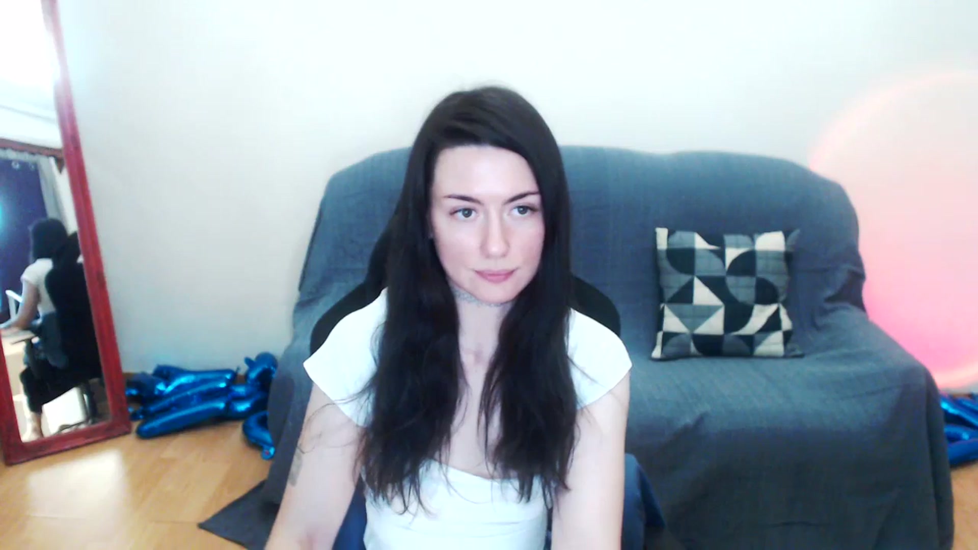 Gallery image thumbnail from Takemecloser's myfreecams stream on, 08/28/2023, 03:27 image 13 of 20