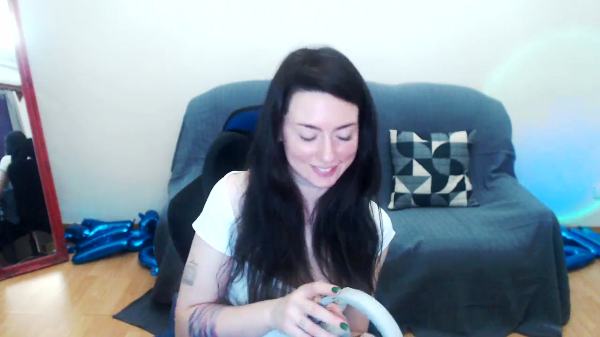 Gallery image thumbnail from Takemecloser's myfreecams stream on, 08/28/2023, 03:27 image 5 of 20