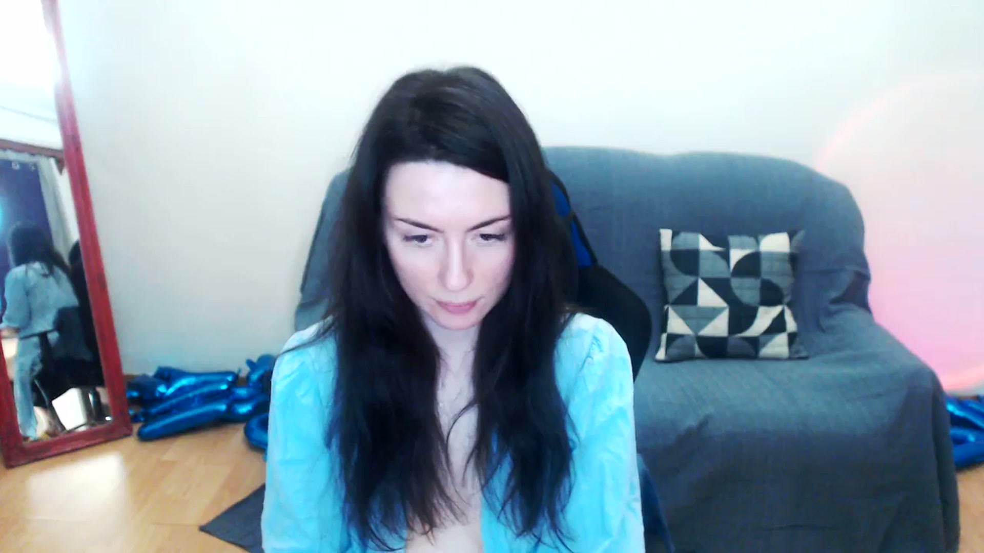 Gallery image thumbnail from Takemecloser's myfreecams stream on, 08/28/2023, 03:27 image 15 of 20
