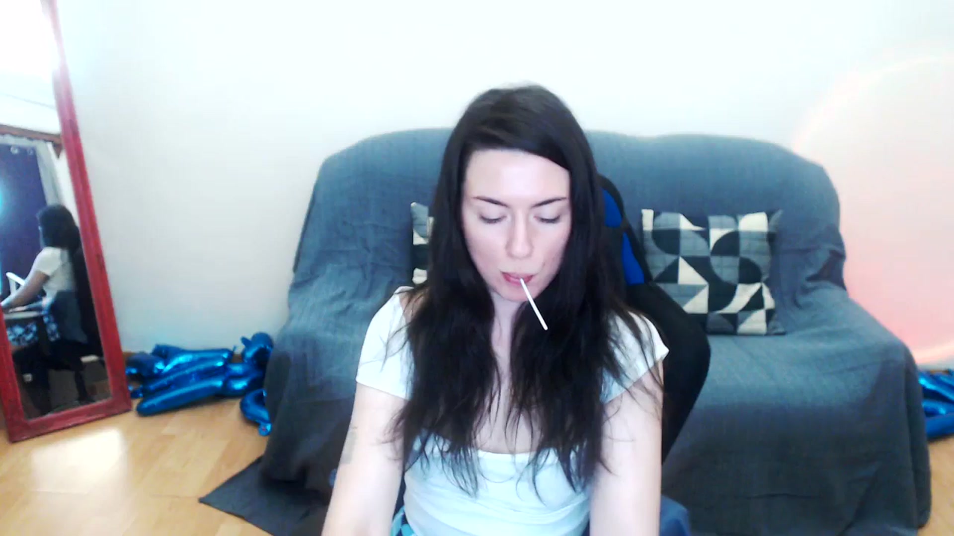 Gallery image thumbnail from Takemecloser's myfreecams stream on, 08/28/2023, 03:27 image 9 of 20