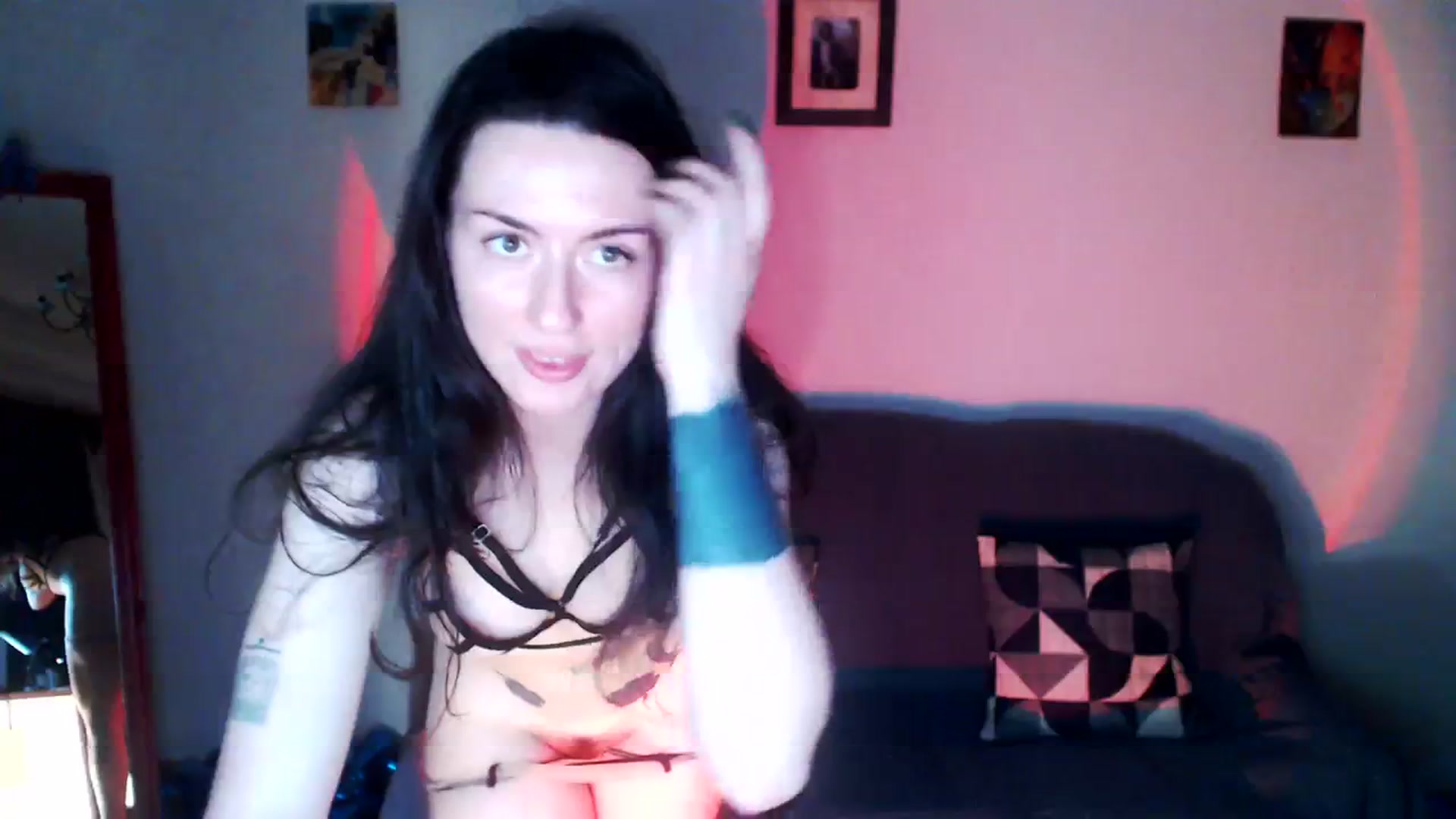 Gallery image thumbnail from Takemecloser's myfreecams stream on, 08/28/2023, 05:24 image 11 of 20