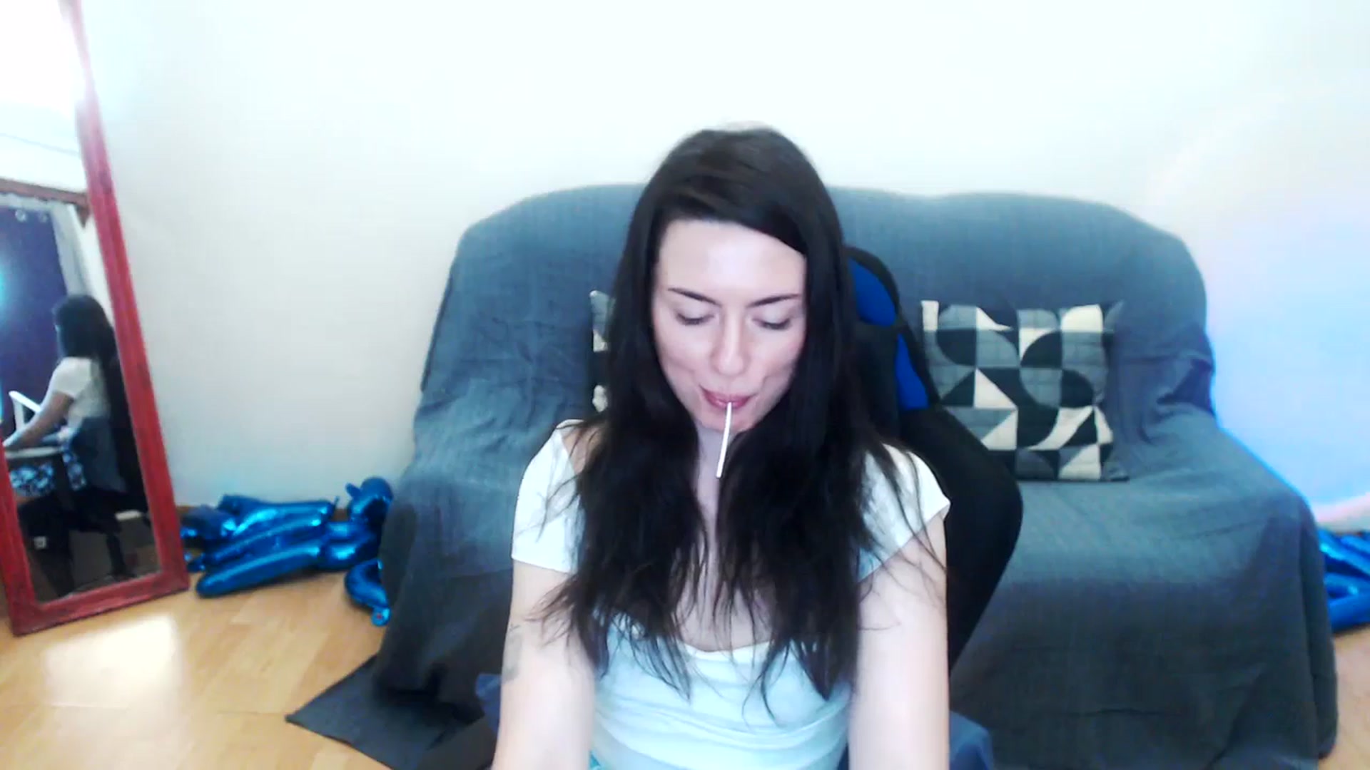 Gallery image thumbnail from Takemecloser's myfreecams stream on, 08/28/2023, 05:24 image 2 of 20