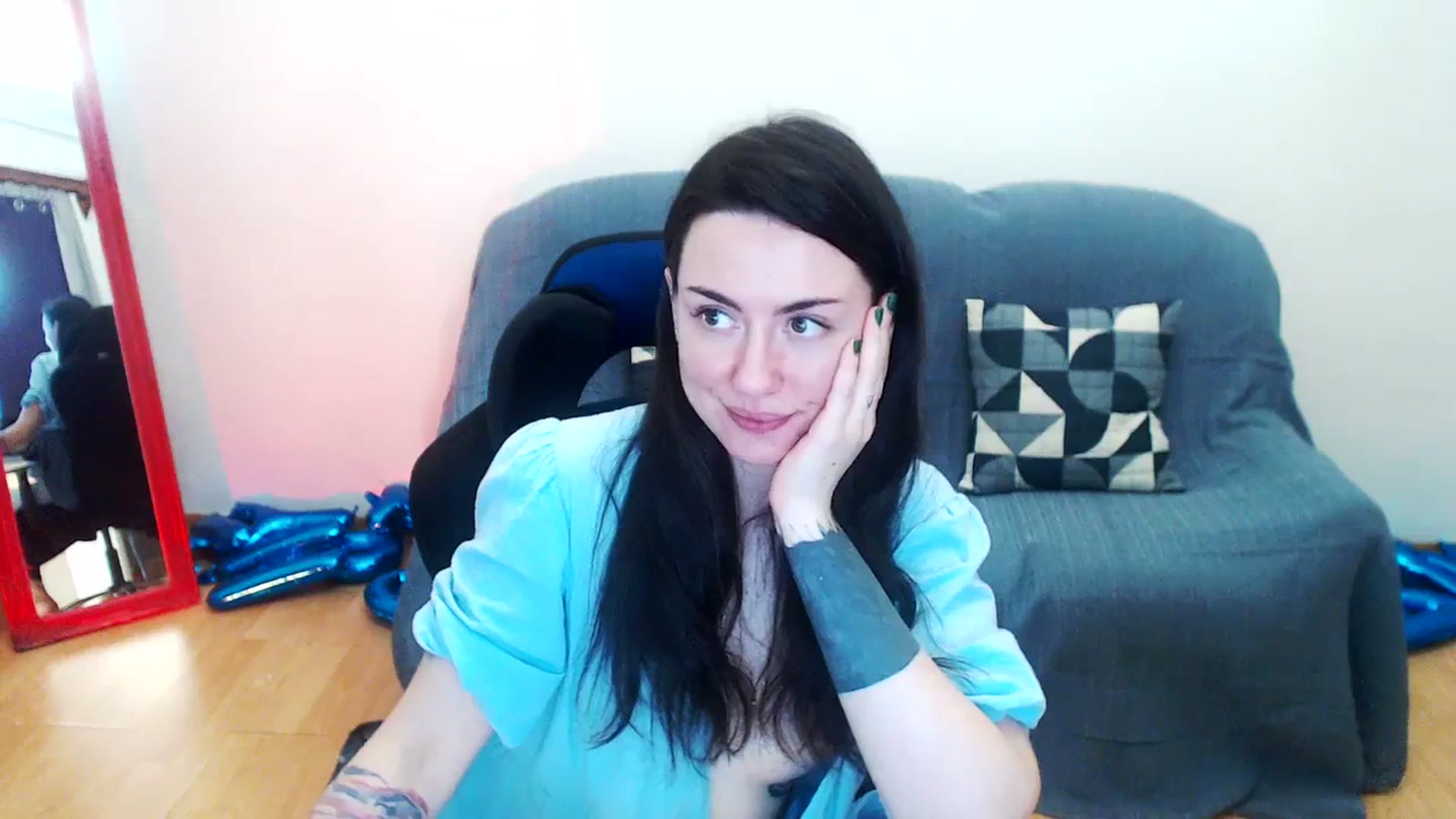 Gallery image thumbnail from Takemecloser's myfreecams stream on, 08/28/2023, 13:50 image 11 of 20