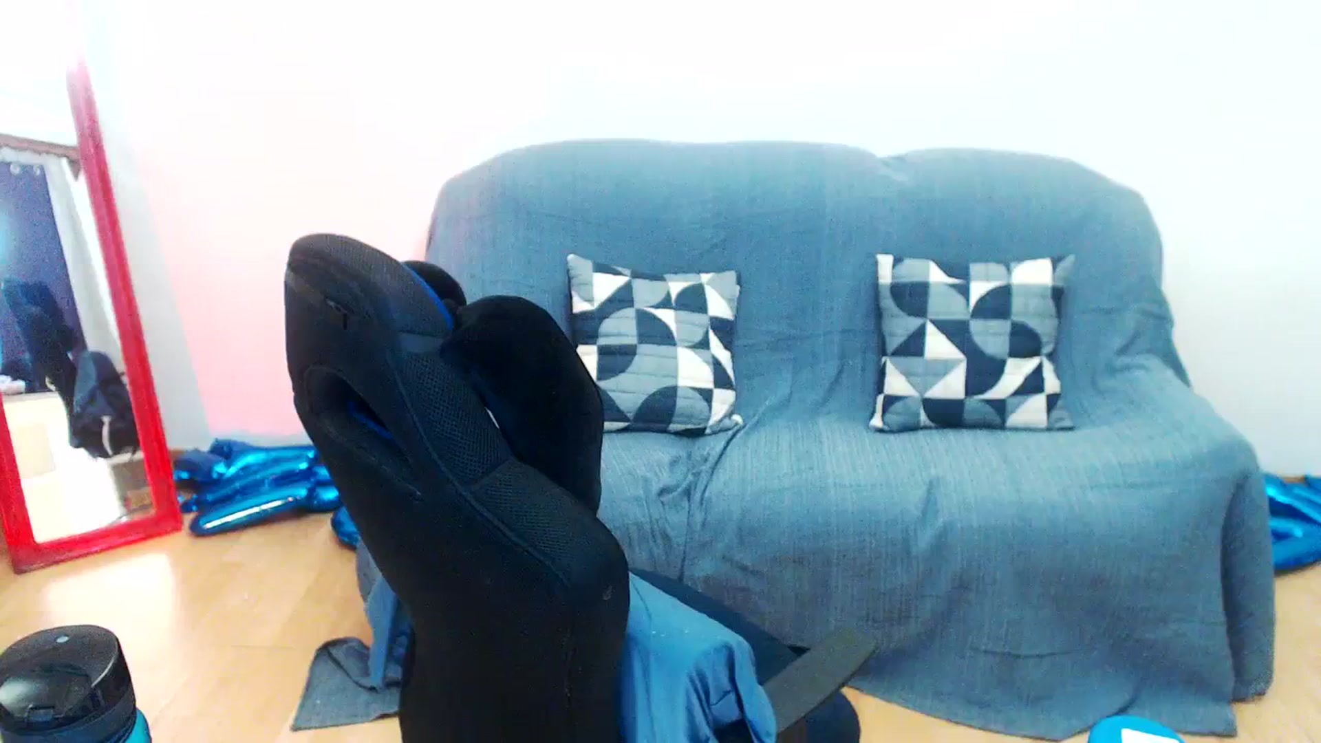 Gallery image thumbnail from Takemecloser's myfreecams stream on, 08/28/2023, 13:50 image 18 of 20