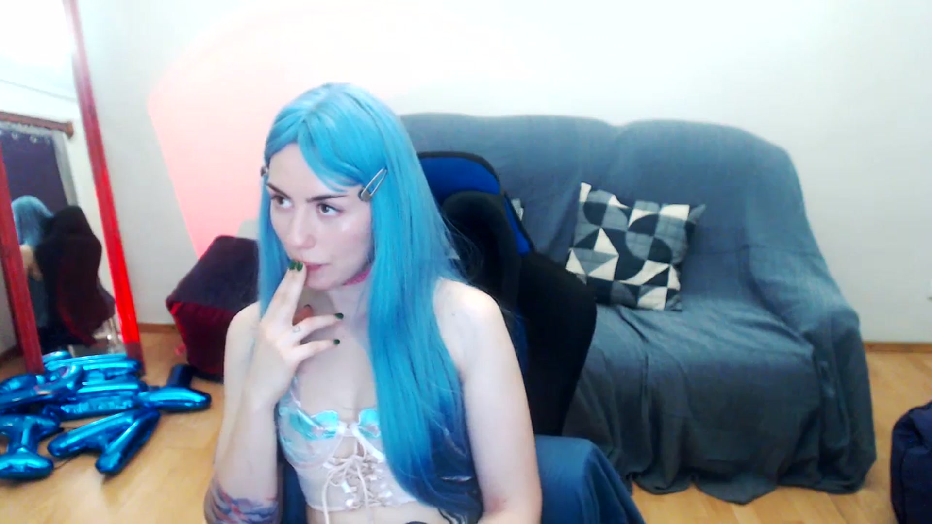 Gallery image thumbnail from Takemecloser's myfreecams stream on, 09/01/2023, 01:46 image 17 of 20