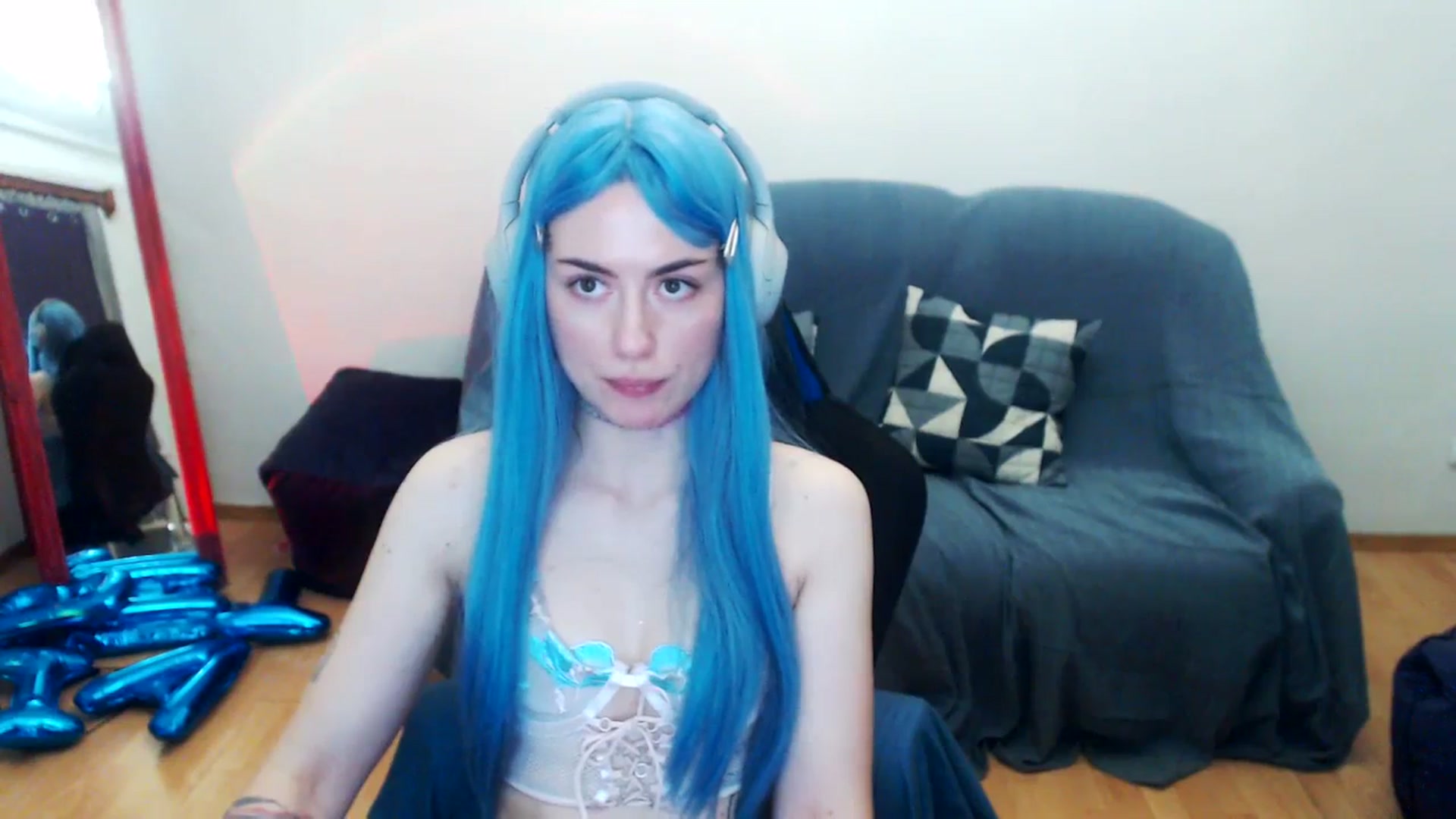 Gallery image thumbnail from Takemecloser's myfreecams stream on, 09/01/2023, 01:46 image 11 of 20