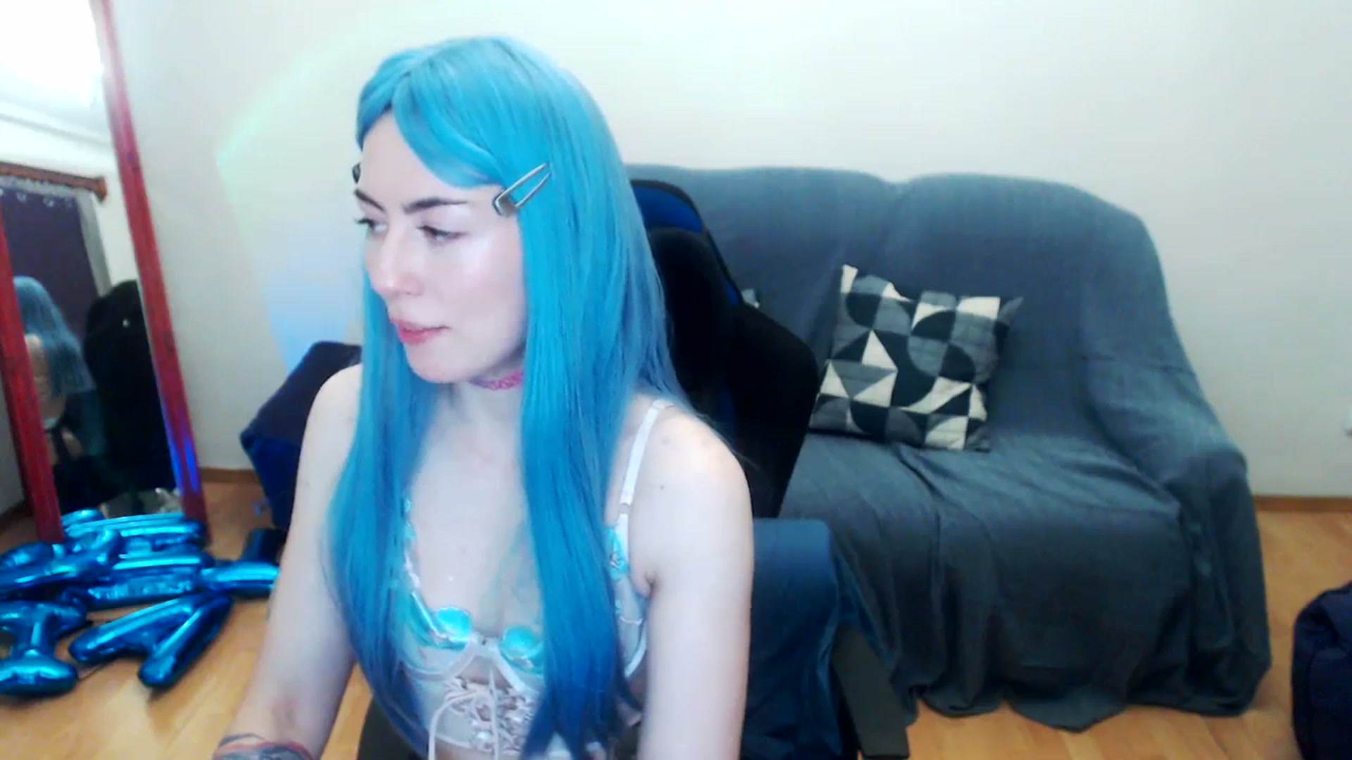 Gallery image thumbnail from Takemecloser's myfreecams stream on, 09/01/2023, 01:46 image 13 of 20