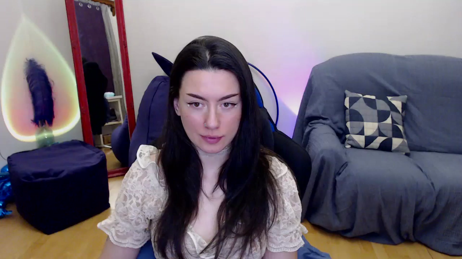 Gallery image thumbnail from Takemecloser's myfreecams stream on, 11/24/2023, 06:51 image 11 of 20