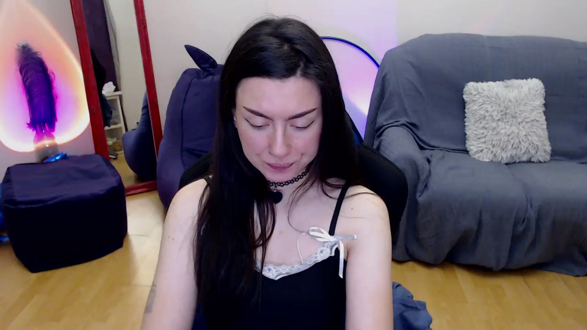 Gallery image thumbnail from Takemecloser's myfreecams stream on, 11/28/2023, 10:02 image 10 of 20