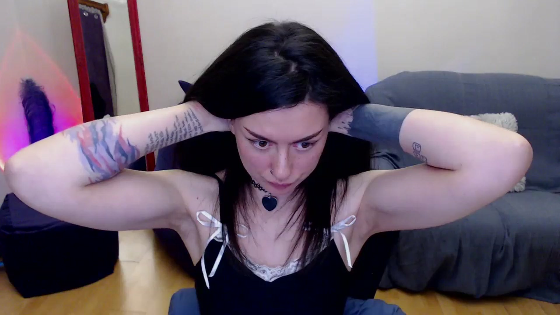 Gallery image thumbnail from Takemecloser's myfreecams stream on, 11/28/2023, 10:02 image 19 of 20