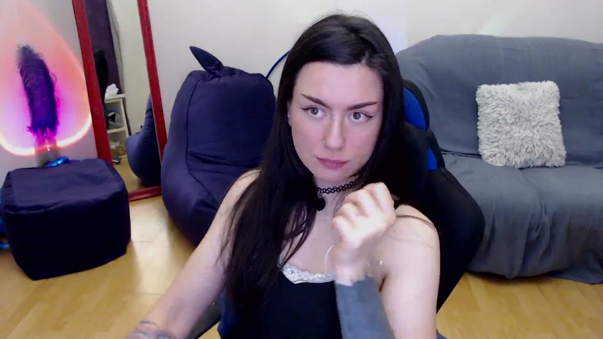 Gallery image thumbnail from Takemecloser's myfreecams stream on, 11/28/2023, 10:02 image 8 of 20