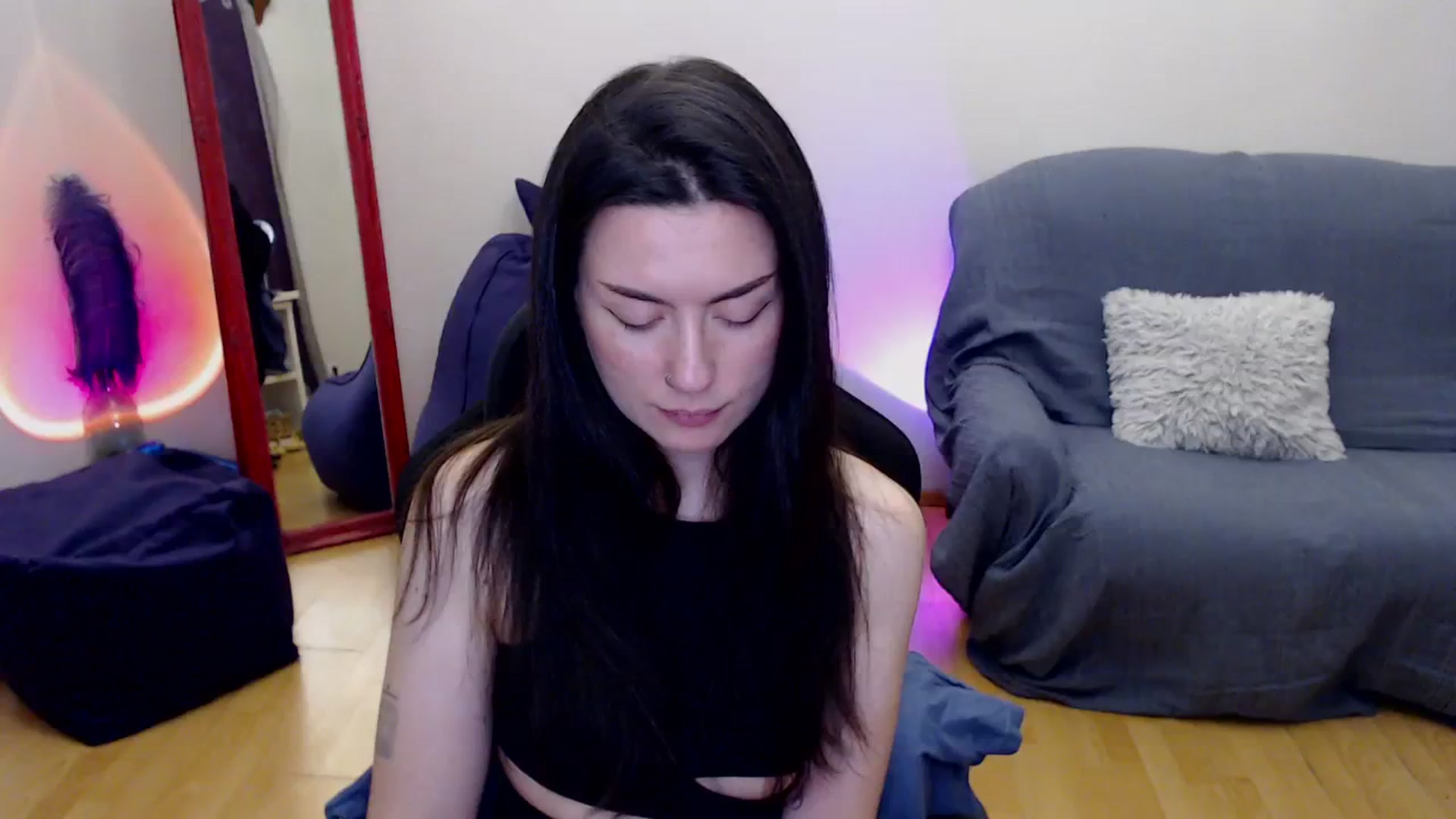 Gallery image thumbnail from Takemecloser's myfreecams stream on, 11/30/2023, 09:44 image 11 of 20