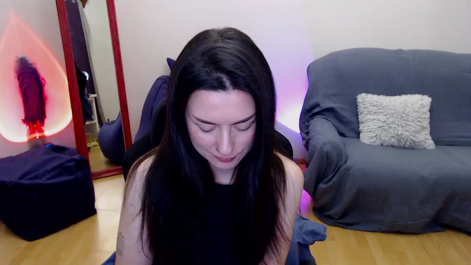 Gallery image thumbnail from Takemecloser's myfreecams stream on, 11/30/2023, 09:44 image 16 of 20
