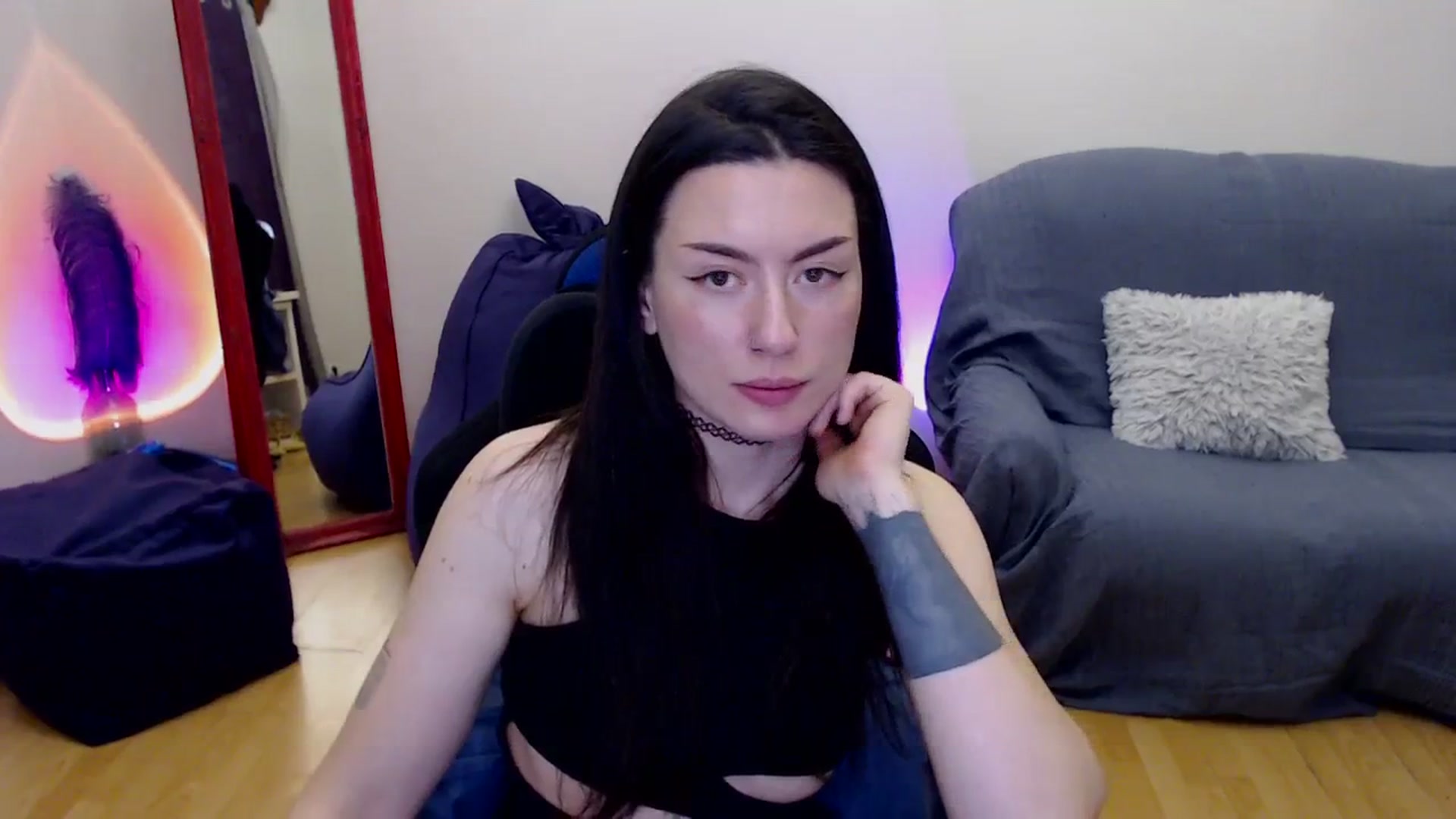 Gallery image thumbnail from Takemecloser's myfreecams stream on, 11/30/2023, 09:44 image 18 of 20