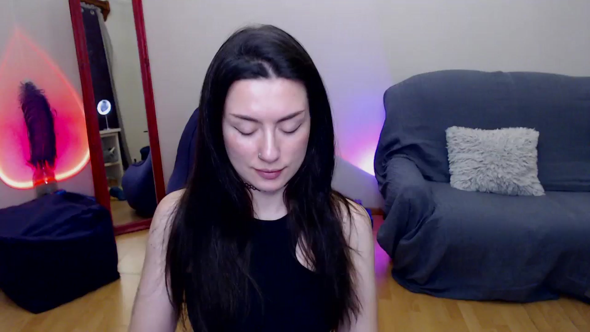 Gallery image thumbnail from Takemecloser's myfreecams stream on, 11/30/2023, 09:44 image 5 of 20