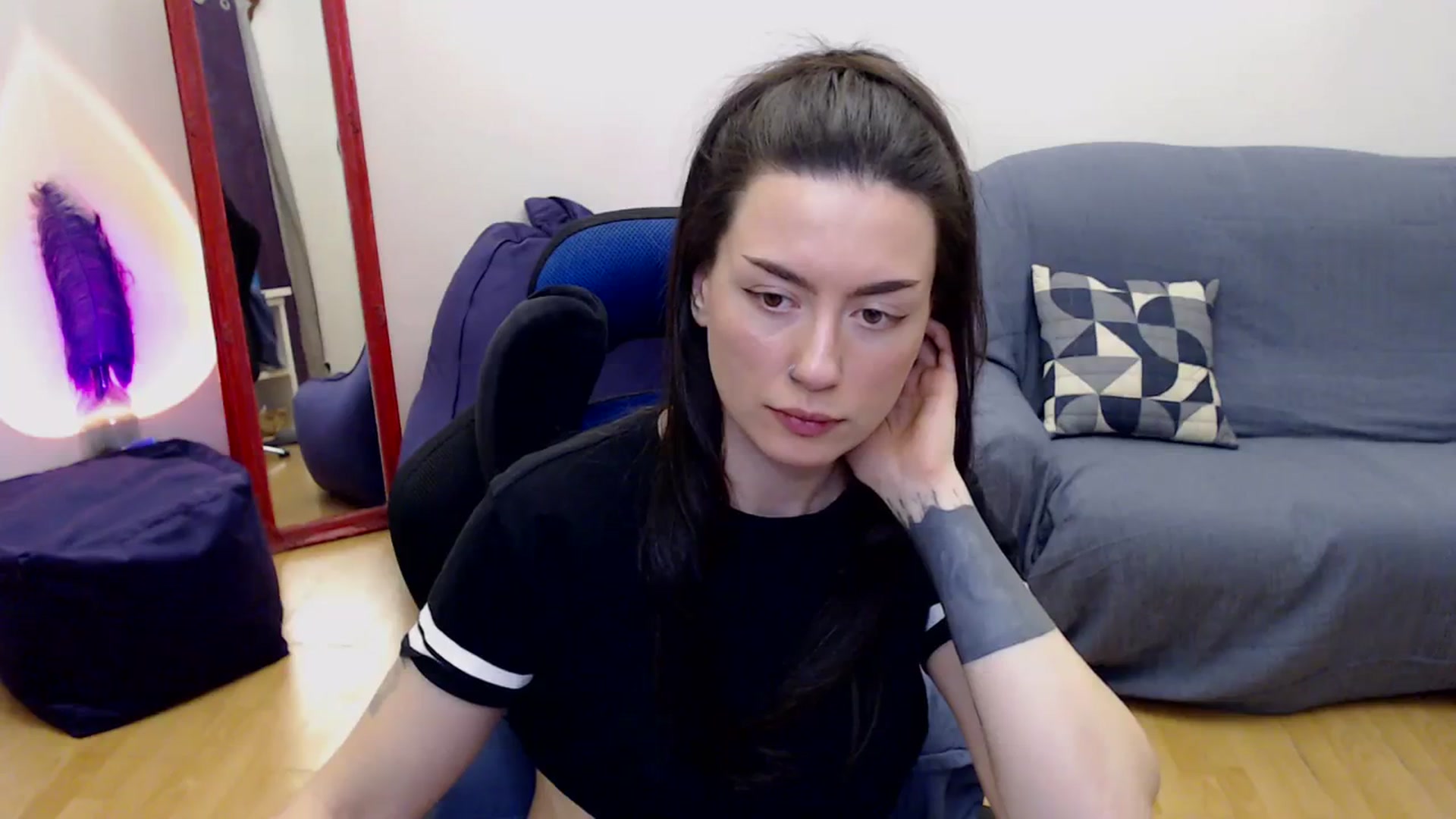 Gallery image thumbnail from Takemecloser's myfreecams stream on, 12/06/2023, 06:57 image 14 of 20
