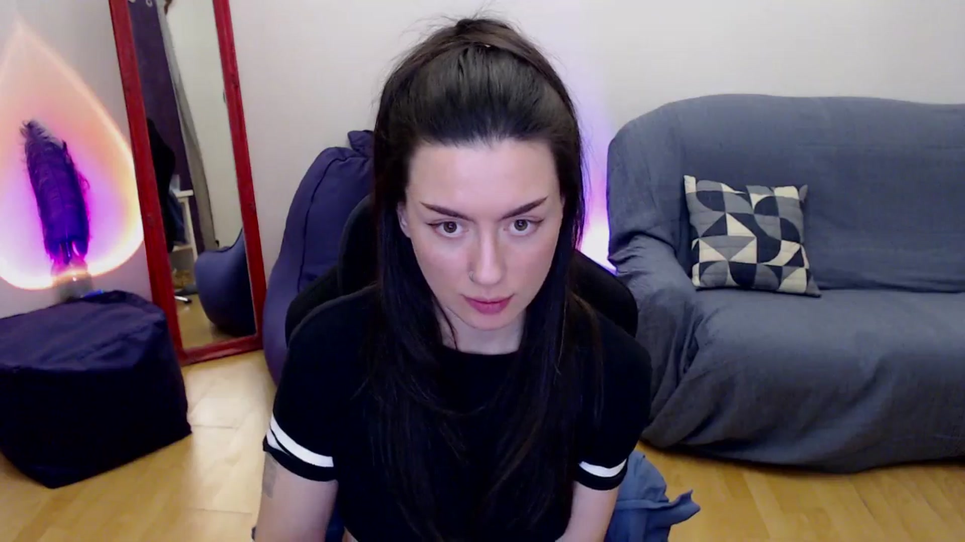 Gallery image thumbnail from Takemecloser's myfreecams stream on, 12/06/2023, 07:15 image 11 of 20