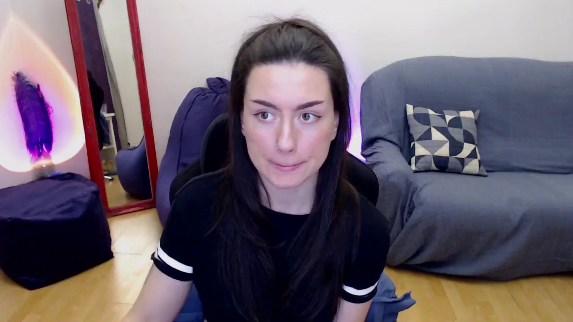 Gallery image thumbnail from Takemecloser's myfreecams stream on, 12/06/2023, 07:15 image 12 of 20