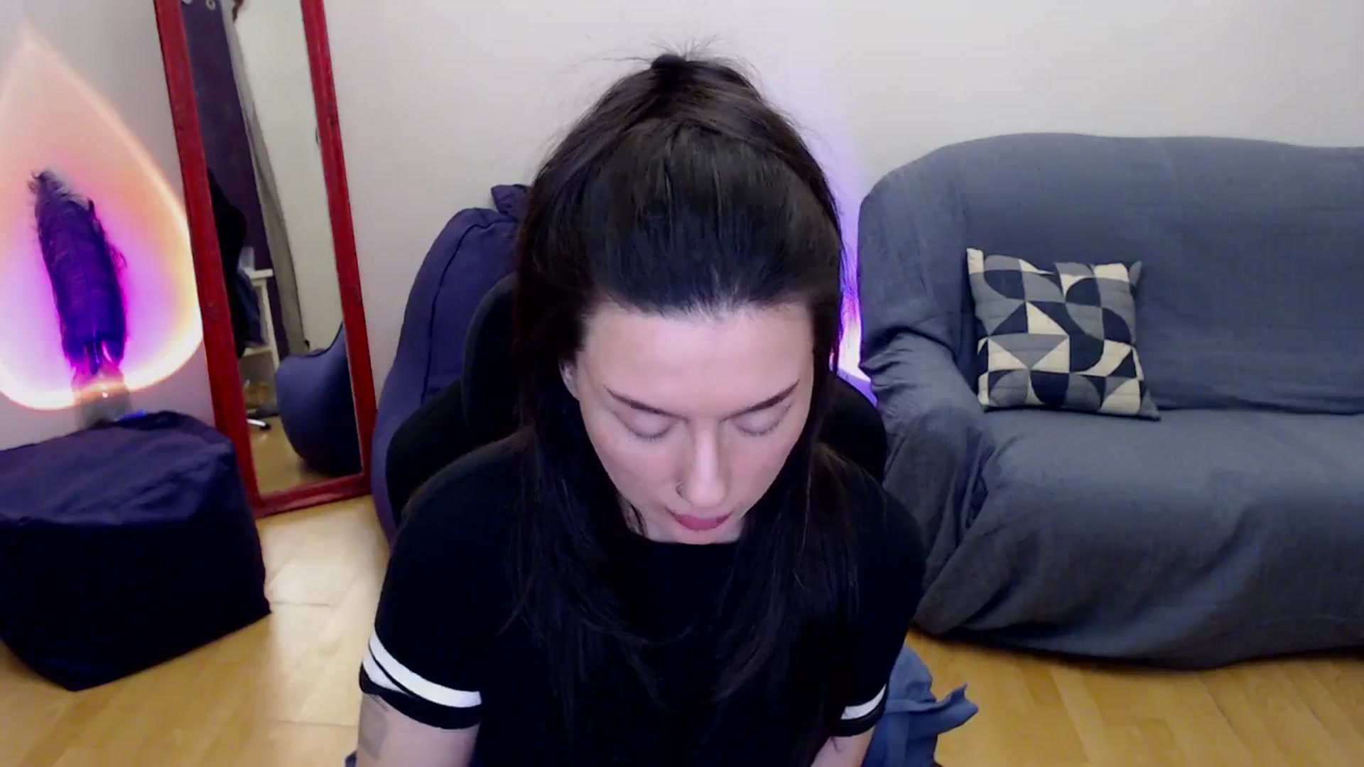Gallery image thumbnail from Takemecloser's myfreecams stream on, 12/06/2023, 07:15 image 7 of 20