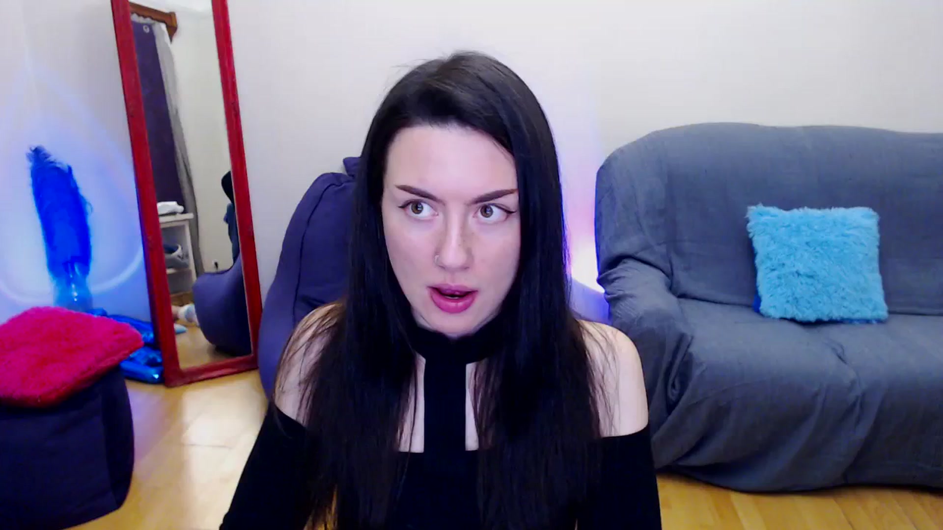 Gallery image thumbnail from Takemecloser's myfreecams stream on, 12/11/2023, 03:47 image 1 of 20