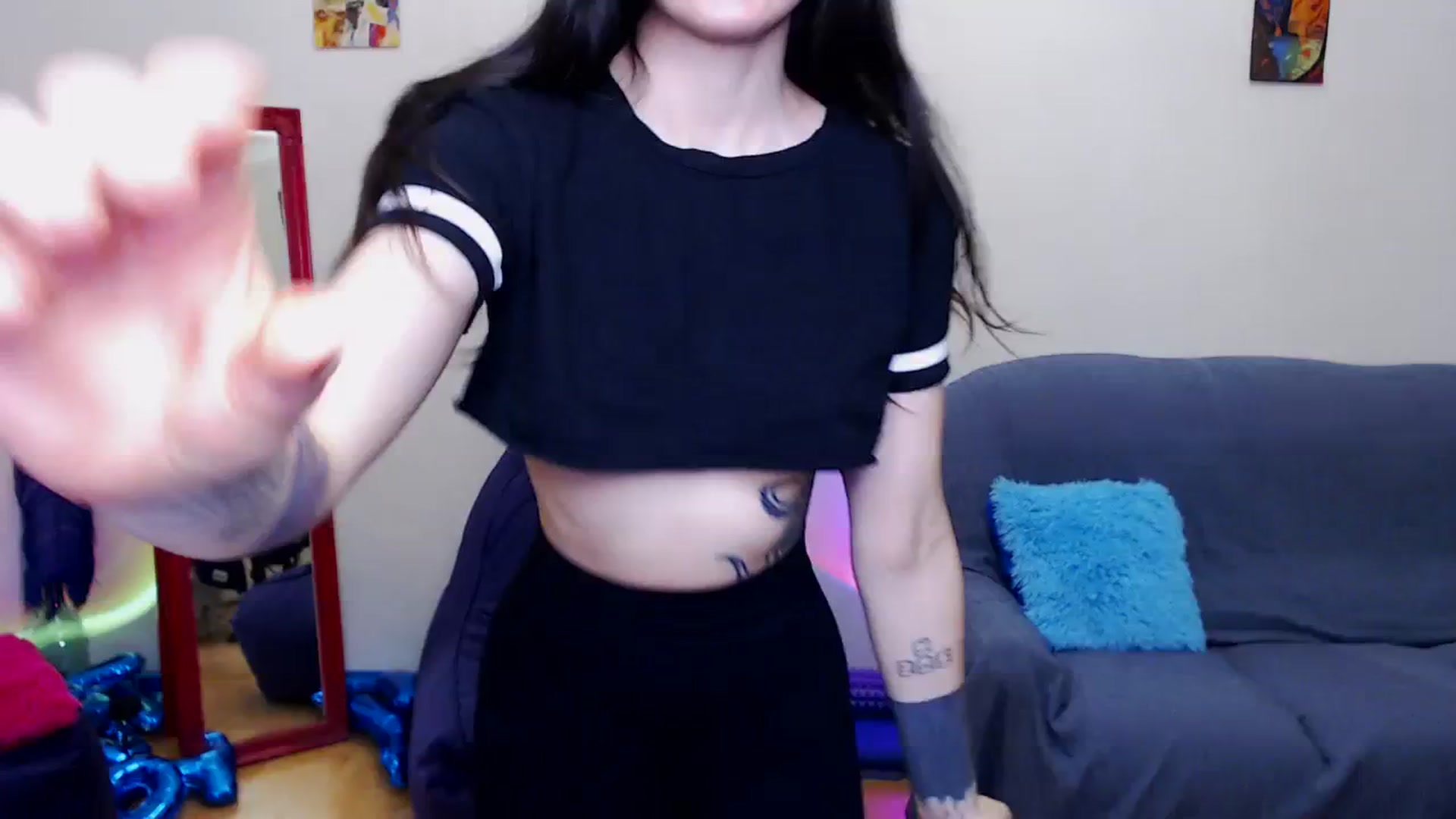 Gallery image thumbnail from Takemecloser's myfreecams stream on, 12/20/2023, 06:49 image 13 of 20