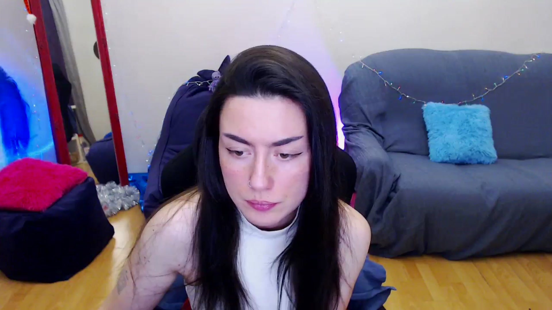 Gallery image thumbnail from Takemecloser's myfreecams stream on, 12/30/2023, 17:43 image 5 of 20