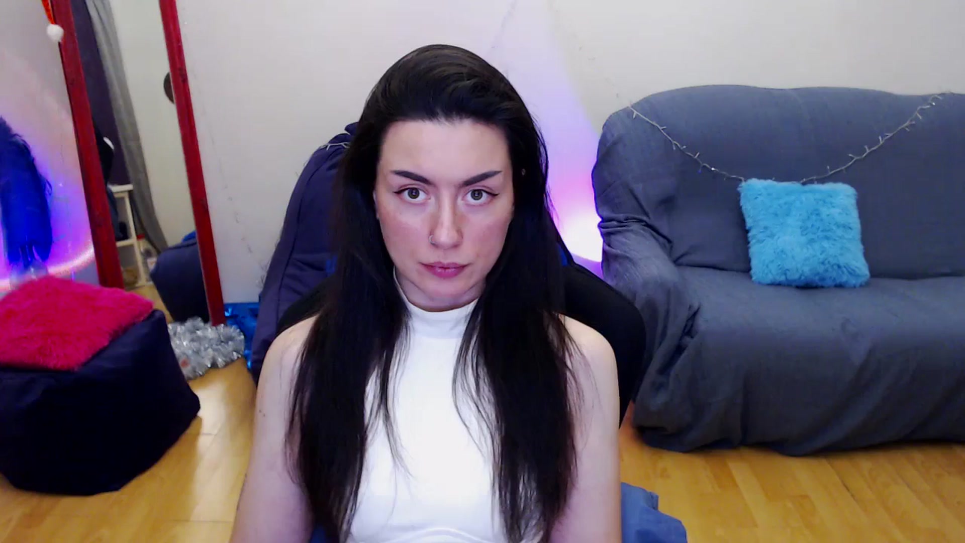 Gallery image thumbnail from Takemecloser's myfreecams stream on, 12/30/2023, 20:00 image 11 of 20