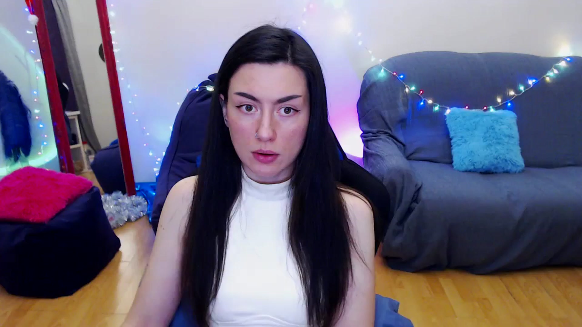 Gallery image thumbnail from Takemecloser's myfreecams stream on, 12/30/2023, 20:00 image 10 of 20