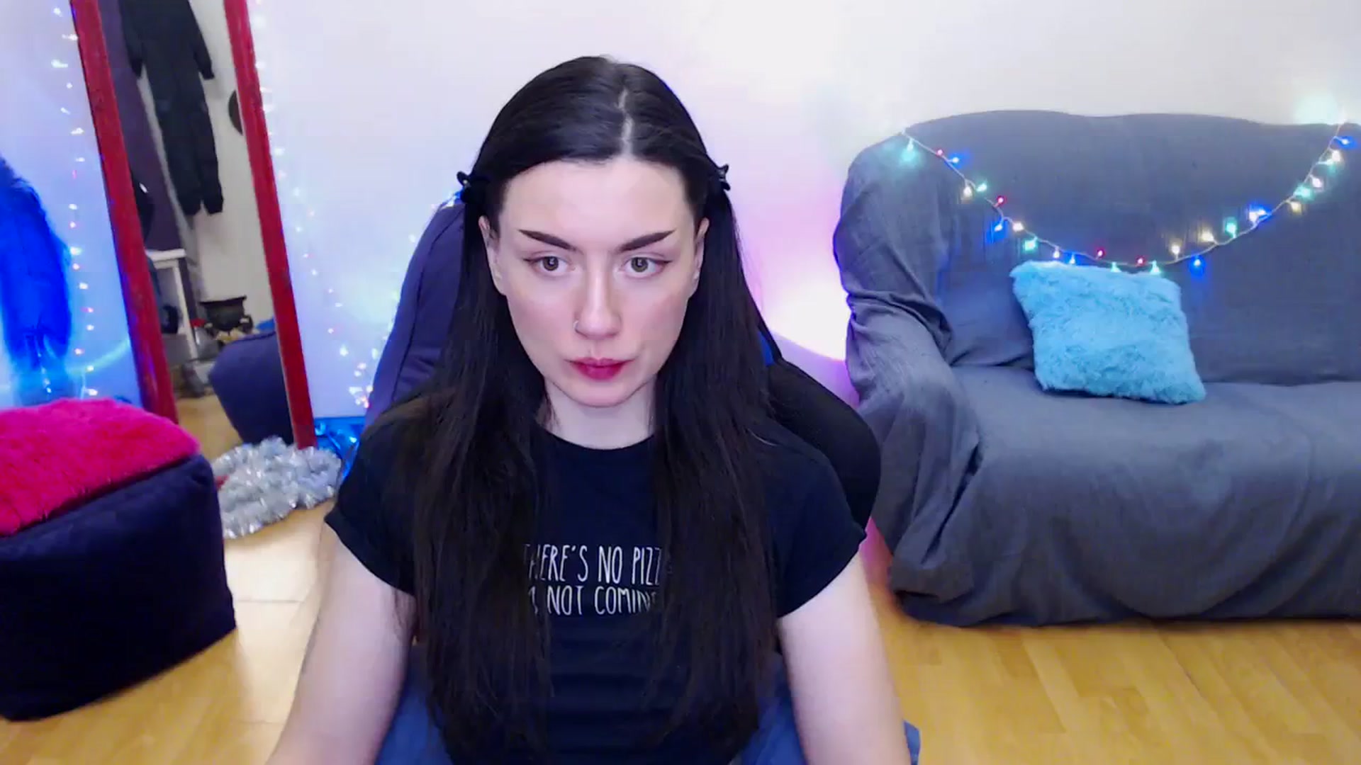 Gallery image thumbnail from Takemecloser's myfreecams stream on, 01/02/2024, 14:52 image 12 of 20