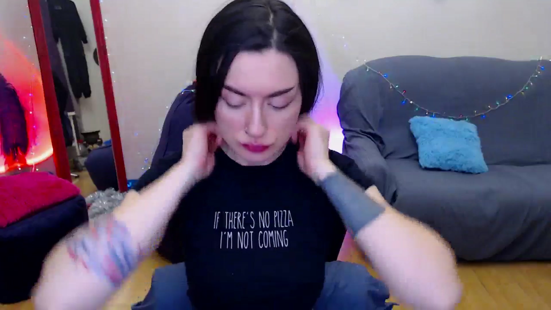 Gallery image thumbnail from Takemecloser's myfreecams stream on, 01/02/2024, 14:52 image 9 of 20