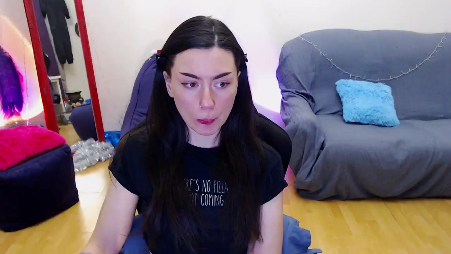 Gallery image thumbnail from Takemecloser's myfreecams stream on, 01/02/2024, 16:40 image 2 of 20