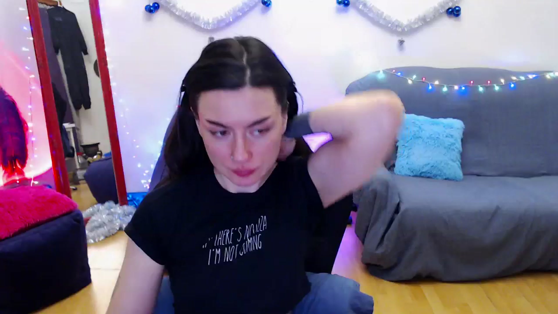 Gallery image thumbnail from Takemecloser's myfreecams stream on, 01/02/2024, 17:54 image 10 of 20