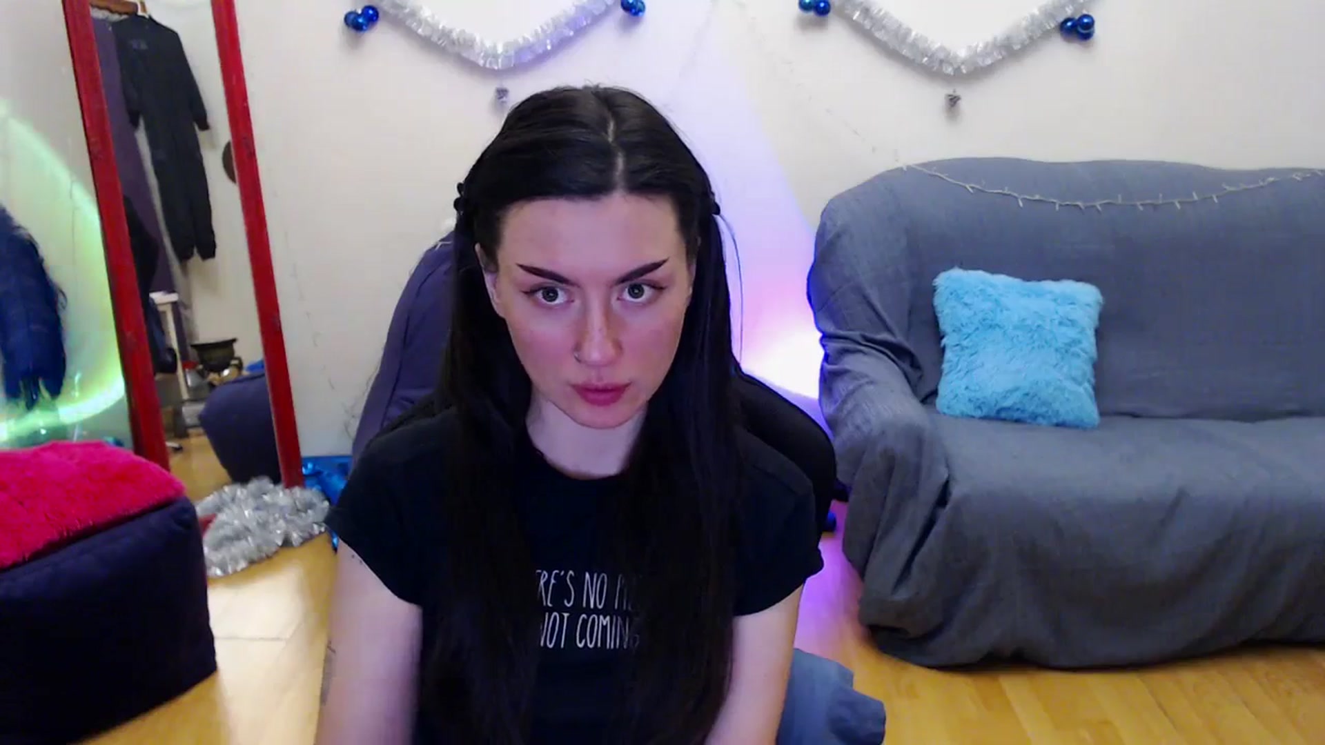 Gallery image thumbnail from Takemecloser's myfreecams stream on, 01/02/2024, 17:54 image 11 of 20