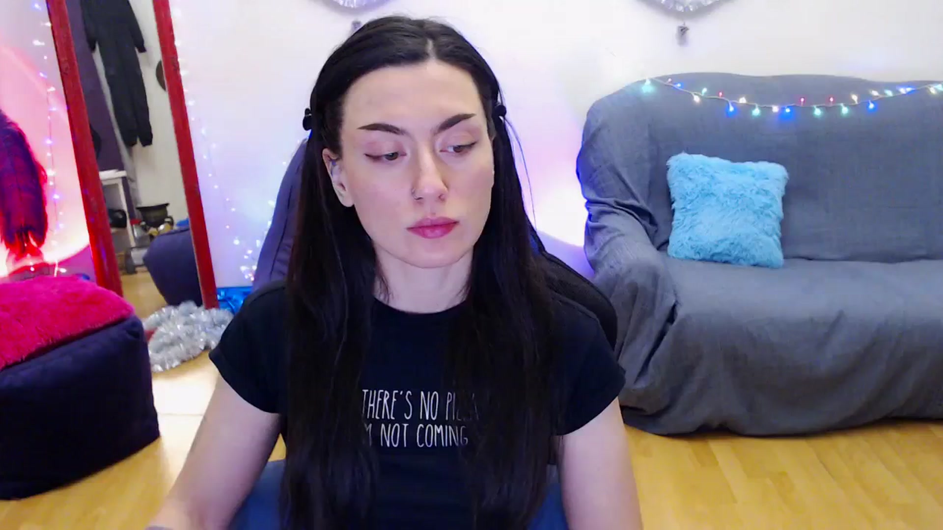 Gallery image thumbnail from Takemecloser's myfreecams stream on, 01/02/2024, 17:54 image 18 of 20