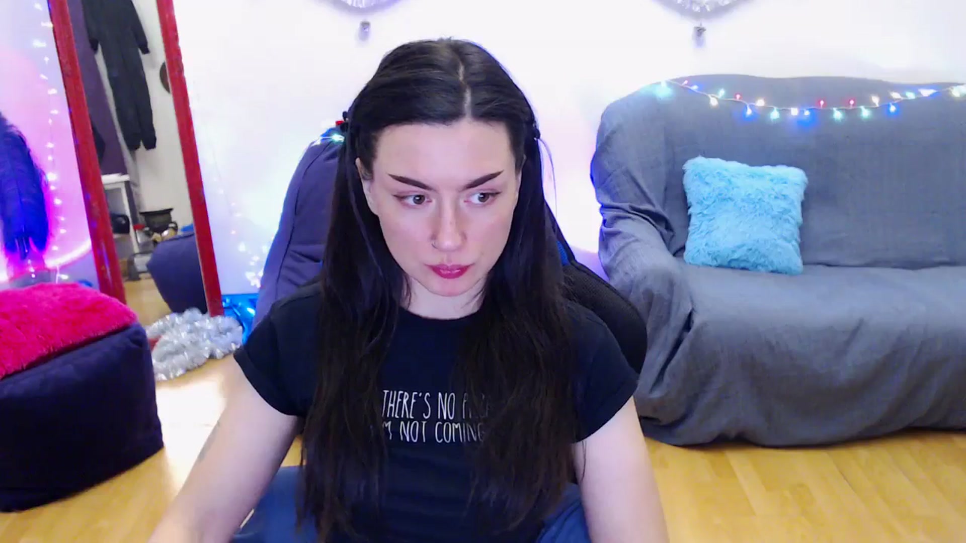 Gallery image thumbnail from Takemecloser's myfreecams stream on, 01/02/2024, 17:54 image 16 of 20