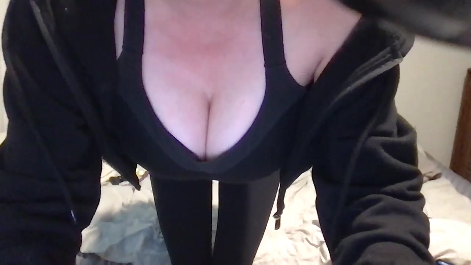 Gallery image thumbnail from TaliaShepard's myfreecams stream on, 01/13/2025, 07:17 image 4 of 20