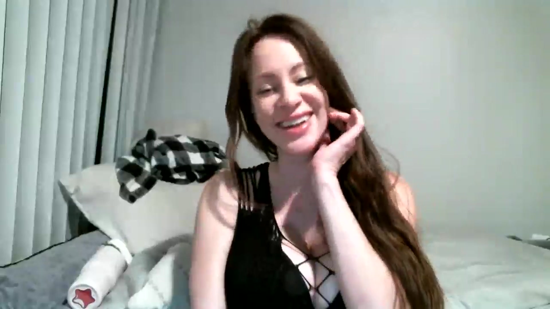 Gallery image thumbnail from TaliaShepard's myfreecams stream on, 02/14/2025, 09:21 image 4 of 20