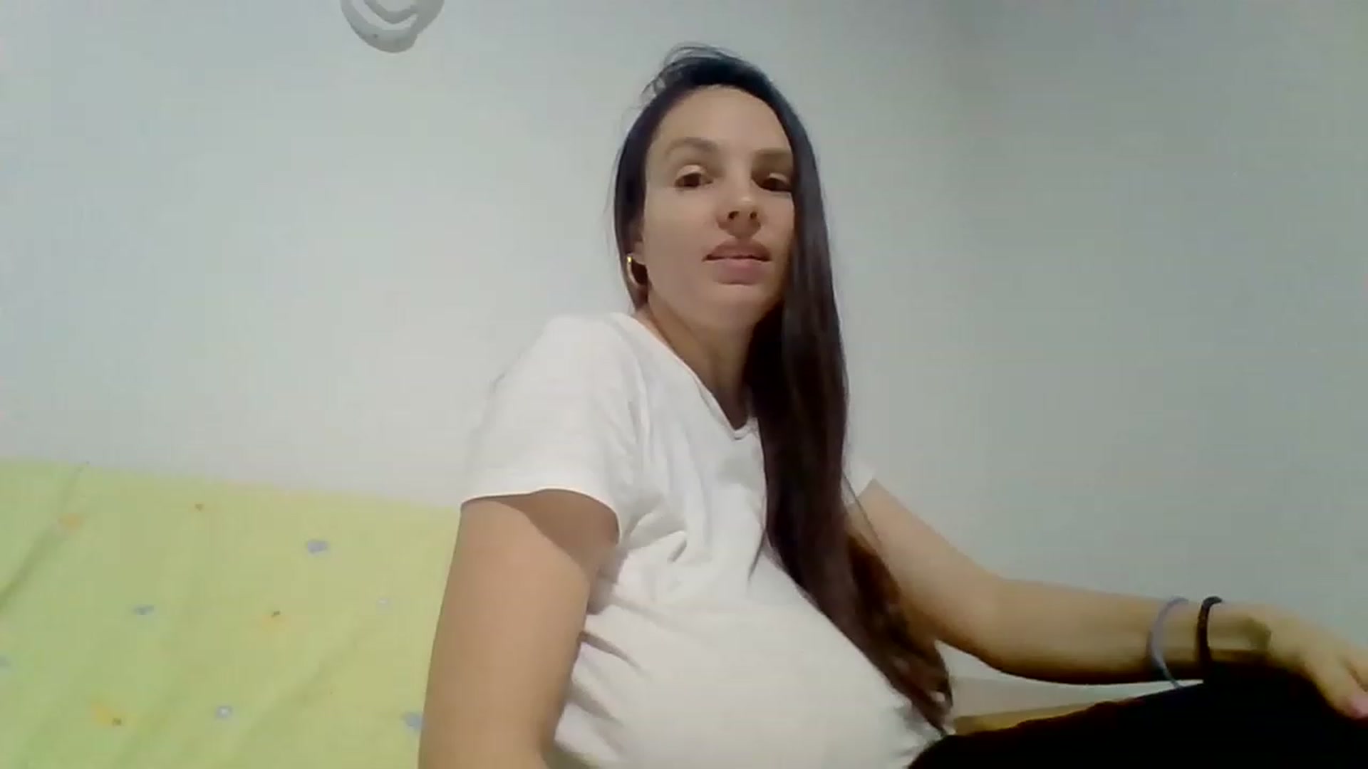 Gallery image thumbnail from Talia_Amanda's myfreecams stream on, 11/17/2022, 02:39 image 10 of 20