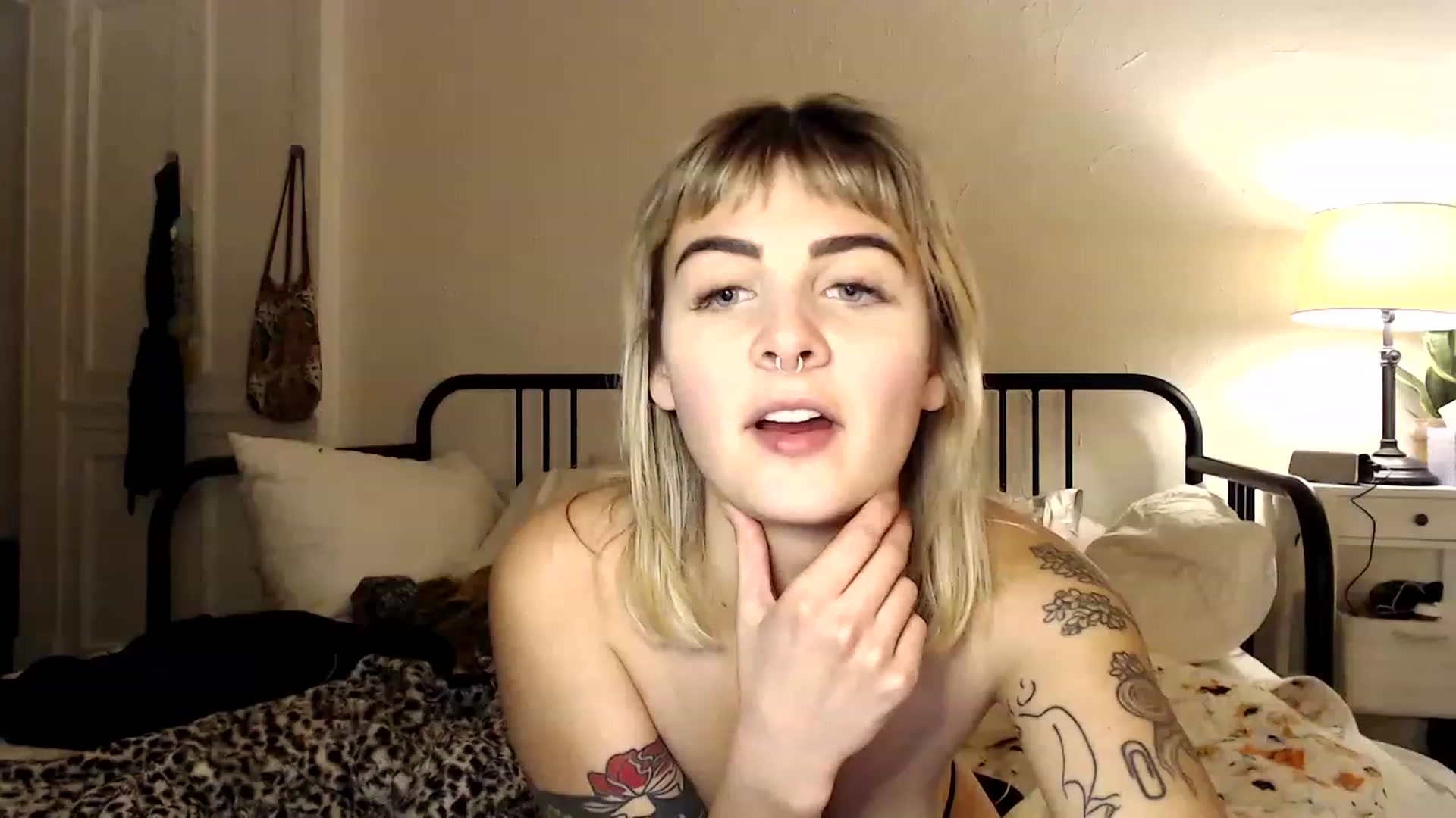 Gallery image thumbnail from Tallulahfox's myfreecams stream on, 12/02/2022, 07:03 image 6 of 20