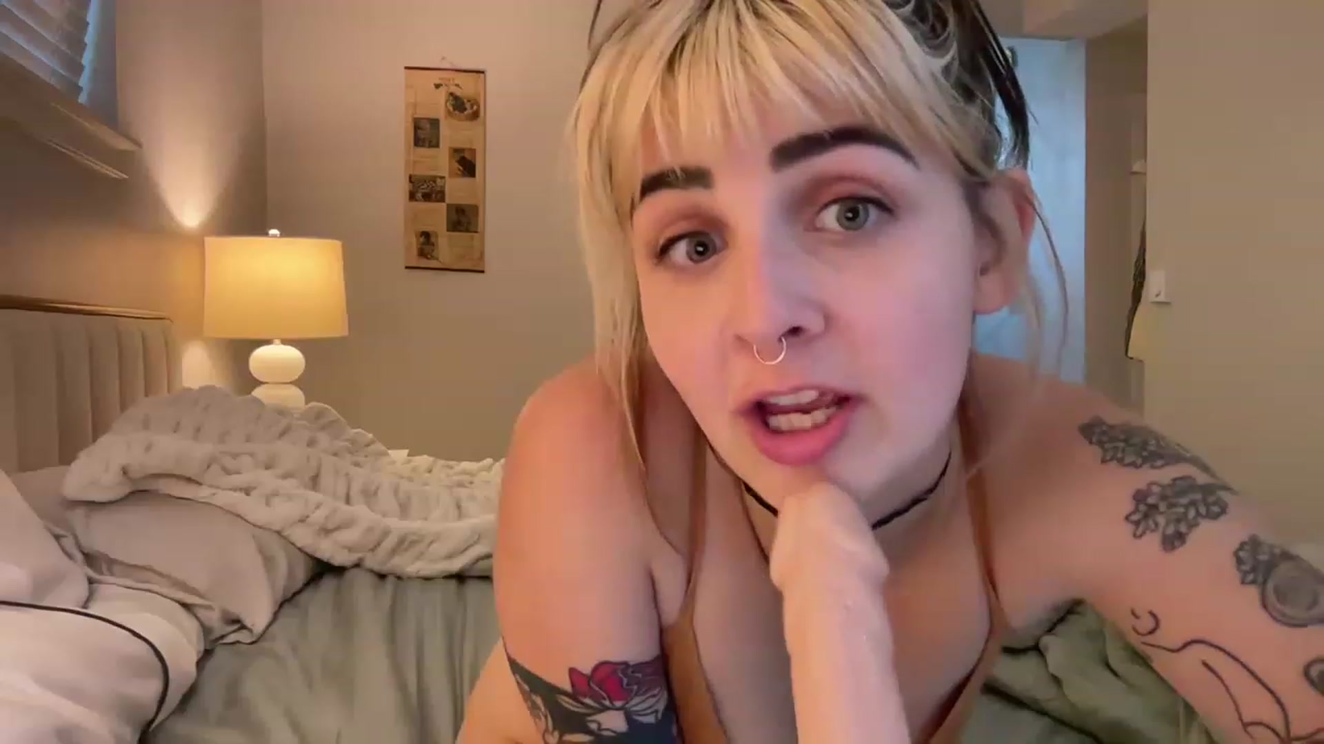 Gallery image thumbnail from Tallulahfox's myfreecams stream on, 05/26/2023, 24:15 image 13 of 20