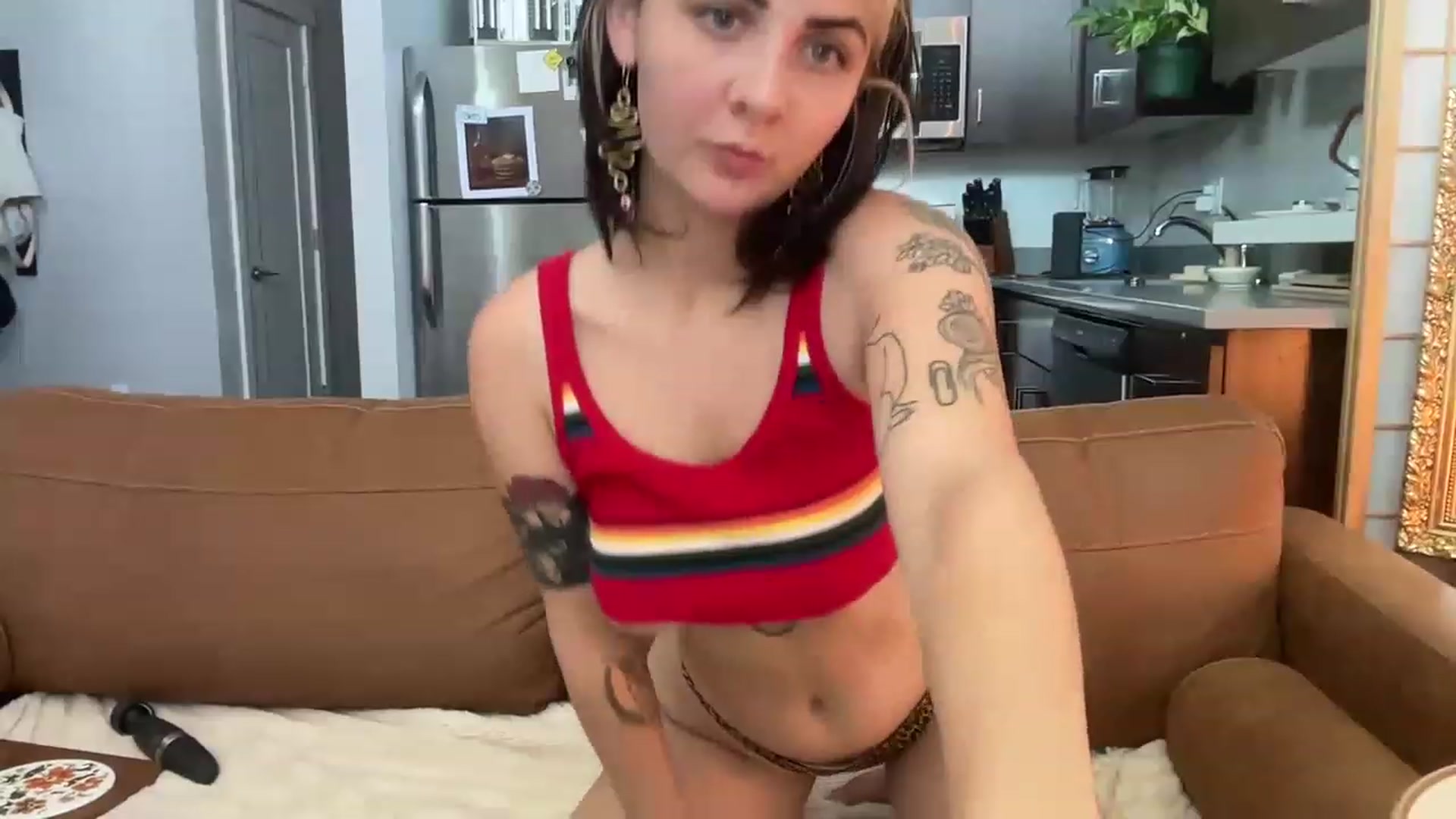 Gallery image thumbnail from Tallulahfox's myfreecams stream on, 07/30/2023, 23:49 image 12 of 20