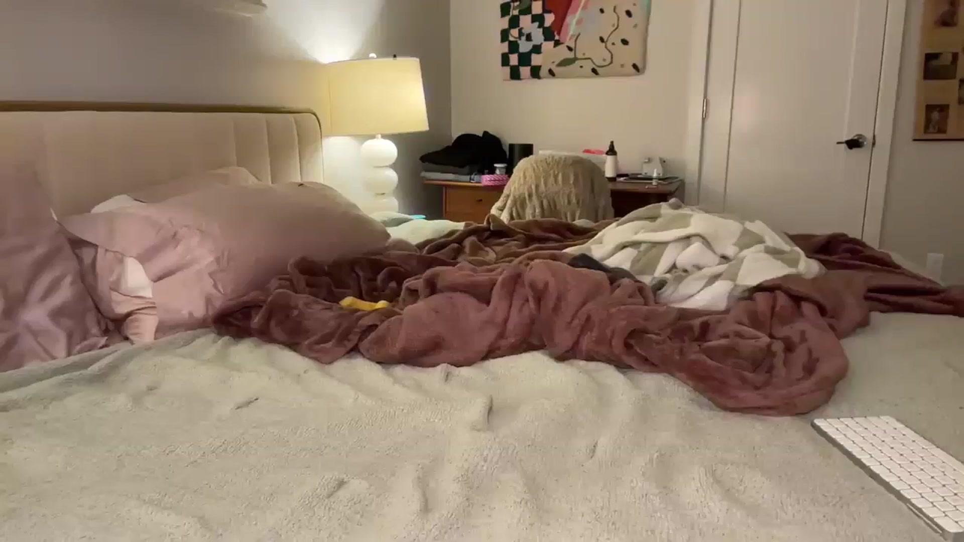 Gallery image thumbnail from Tallulahfox's myfreecams stream on, 02/19/2024, 03:54 image 16 of 20